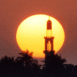 Coucher de soleil derrire un minaret (Maldives)